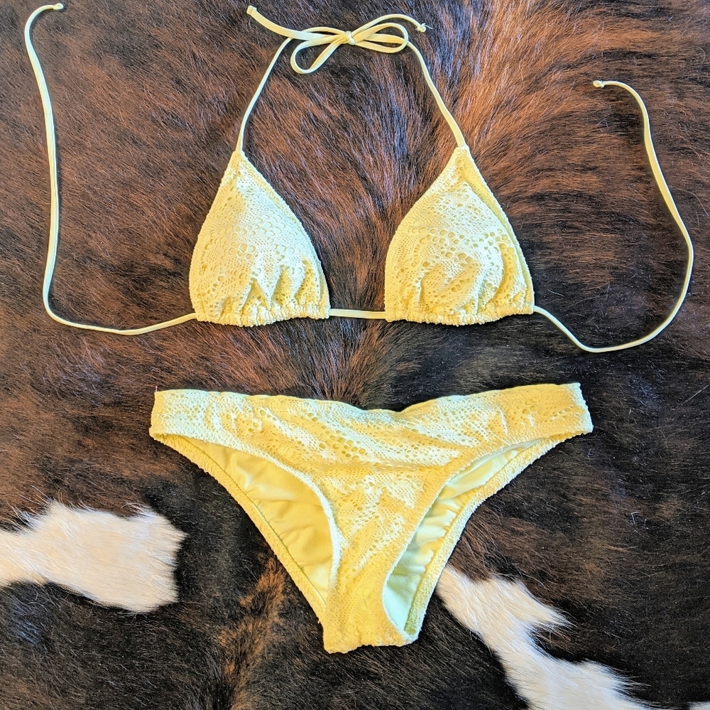 Yellow bikini